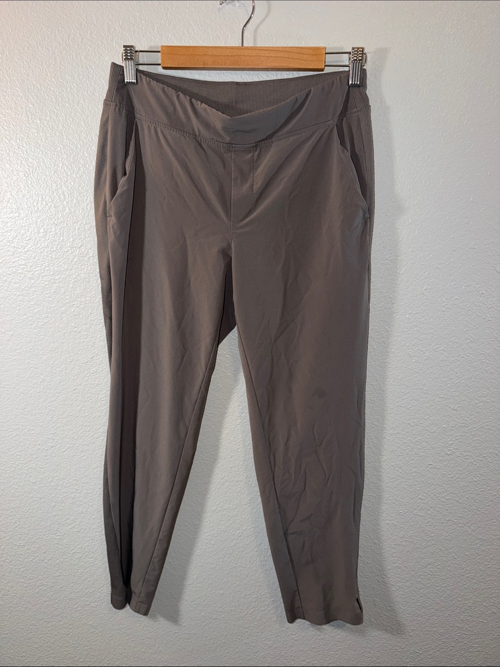 Athleta Women’s  Athleisure Pants
